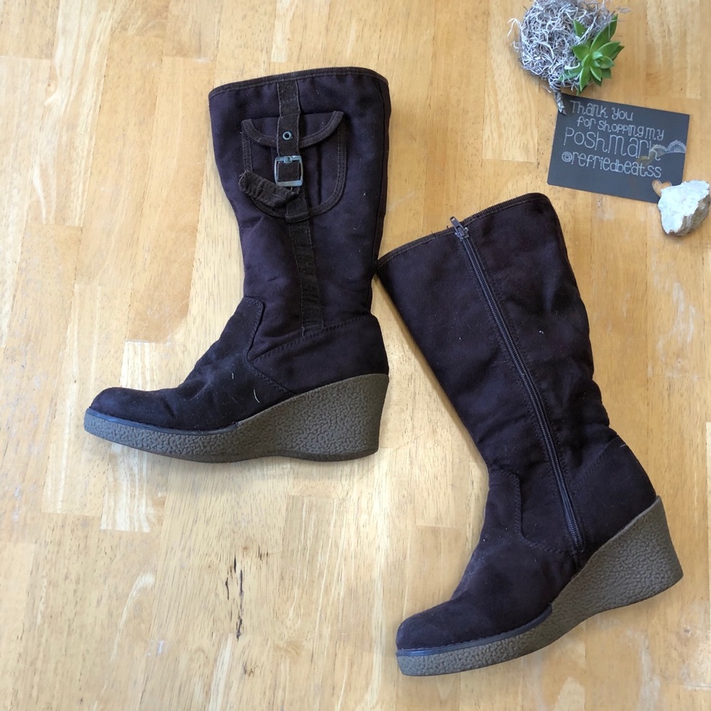 Brown Boots - Picture 2 of 5